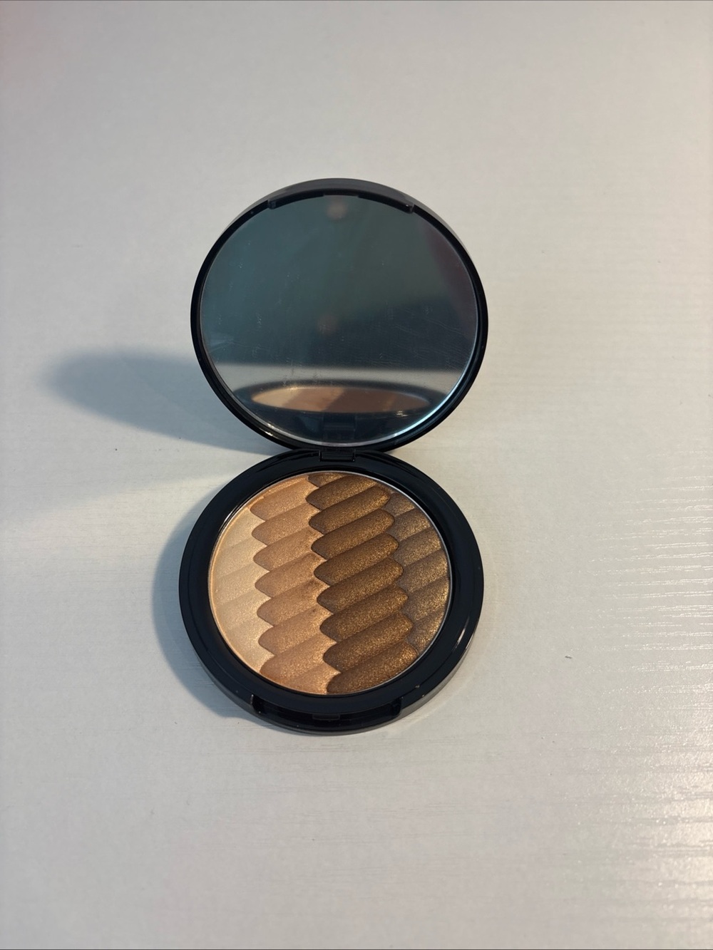 Belle Beauty by Kim Gravel Chevron Eye Shadows ~ Shades of Mocha.